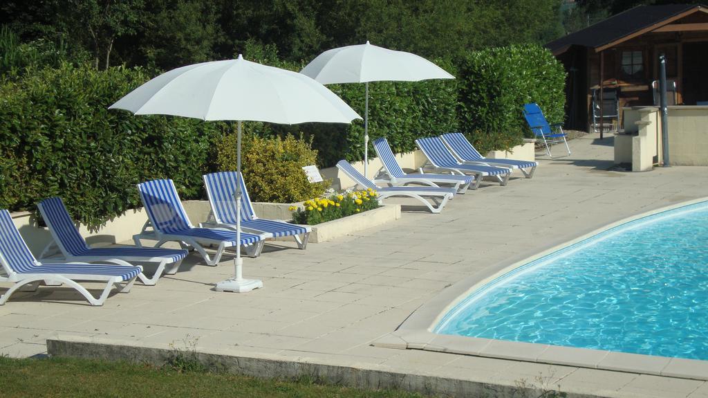 Le Venay Bed & Breakfast Frontenaud Exterior photo
